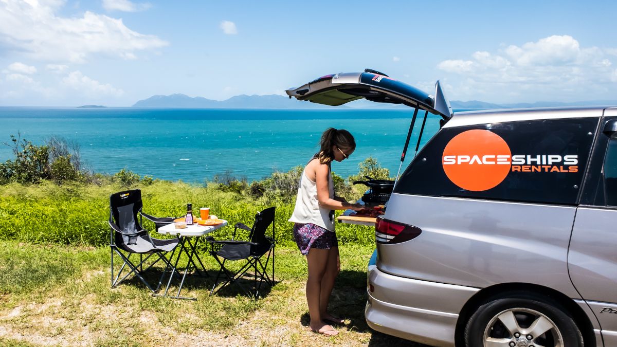 Amazing views, great weather and tasty road trip meals (well that's up to you)... It's road trip time