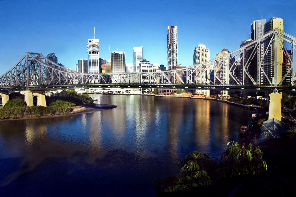 Enjoy Brisbane before you start your campervan hire trip | image: Aristocrats-hat (Flickr)